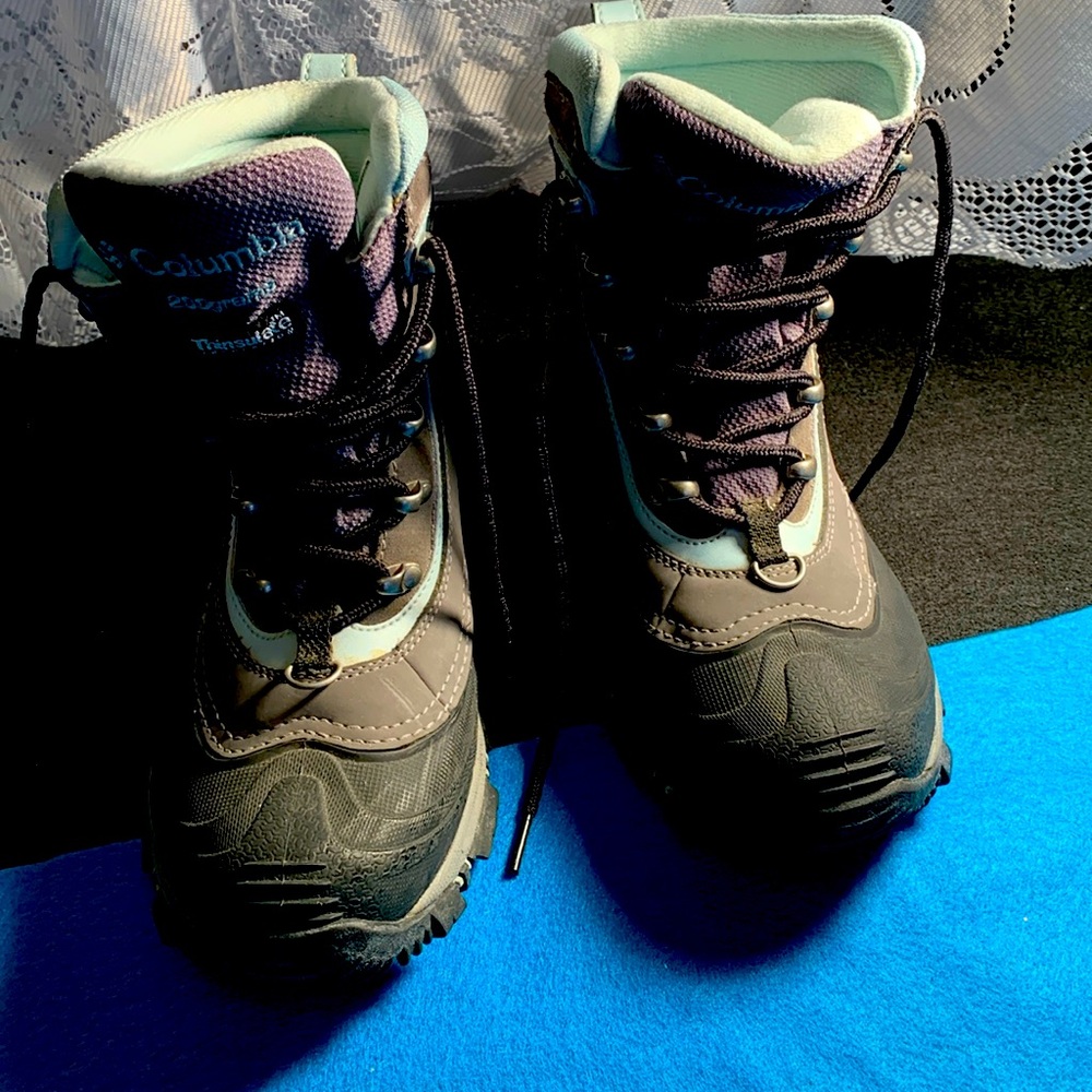 Columbia OMNI/Tech snow boots women 5 EUC